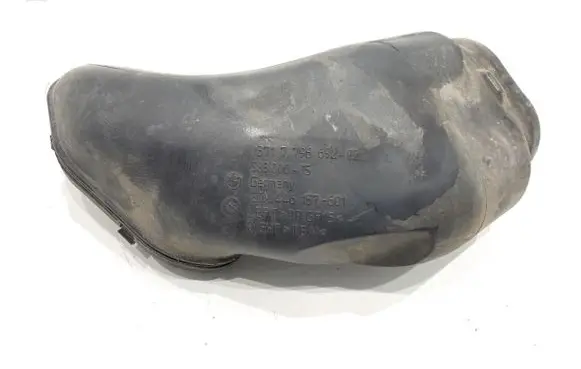 BMW 5 E60 E61 Air intake hose/pipe 7796692