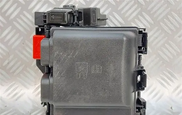 Ford Kuga III Fuse module LX6T14A094JC