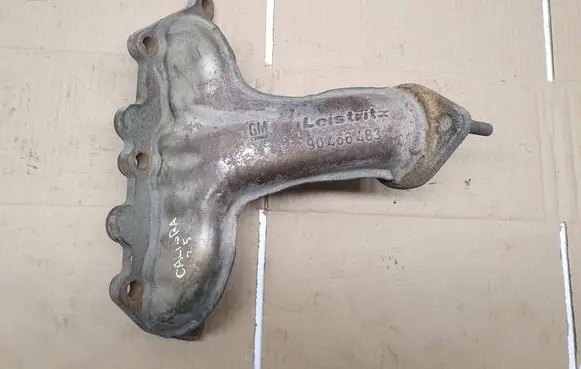 Opel Calibra Exhaust manifold 90466483