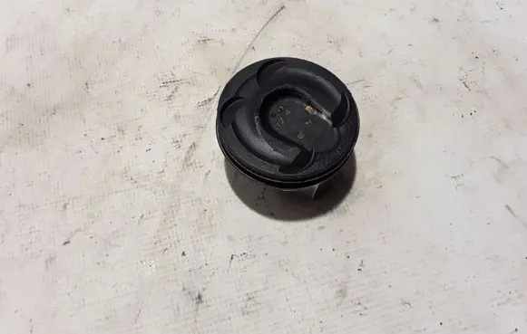 Volvo XC60 Piston with connecting rod 08714400