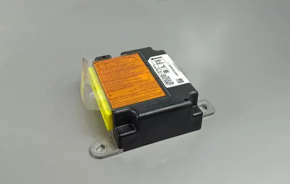 Nissan X-Trail T32 Airbag control unit/module 988207FV0A