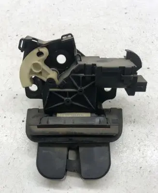 Audi A4 S4 B7 8E 8H Tailgate/trunk/boot lock/catch/latch 8P4827505B 8E9827520A