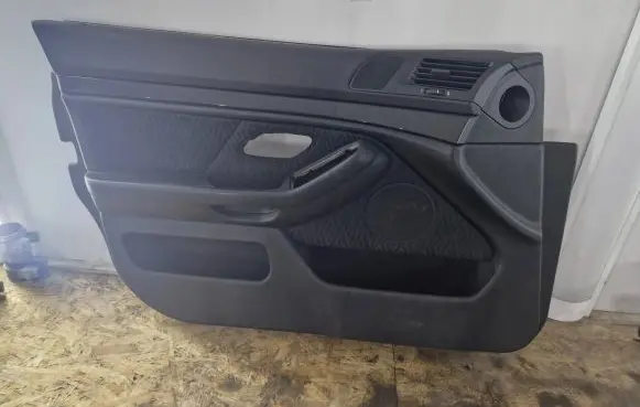 BMW 5 E39 Front door card panel trim