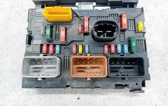 Citroen C4 Grand Picasso BSM Control unit 9661708080