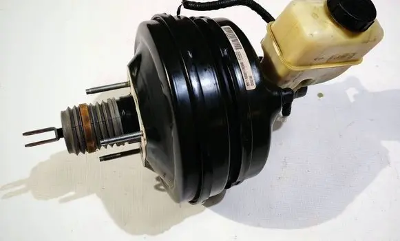 Ford Mustang V Master brake cylinder DR3V2005AA
