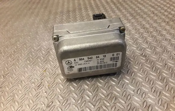 Mercedes-Benz CLK A209 C209 Yaw turn rate sensor A0045420418 0045420418