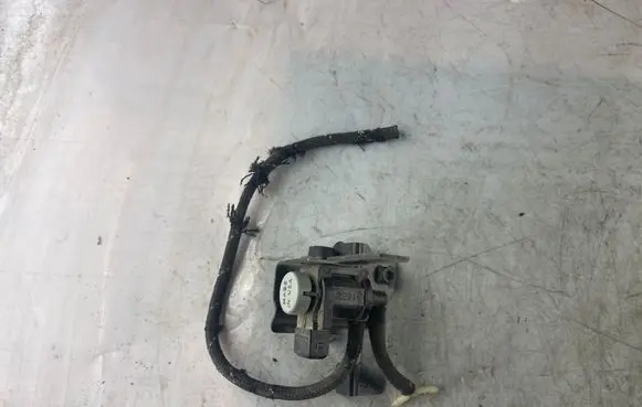 Audi A4 S4 B6 8E 8H Turbo solenoid valve