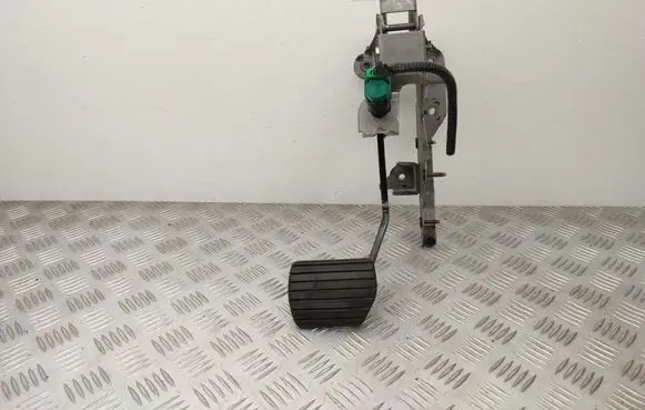 Renault Zoe Brake pedal 180203252R