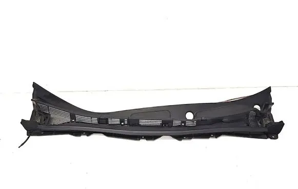 Nissan Leaf II (ZE1) Wiper trim 668625SA0A