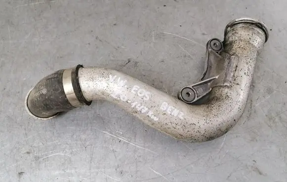 Volkswagen Eos Intercooler hose/pipe 1K0145762AB 1K0145828D