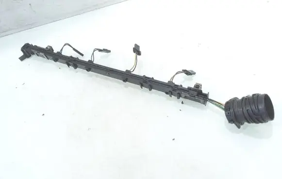 Volkswagen Phaeton Fuel injector wires 070971033A