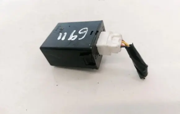 Mazda 3 II Other control units/modules BDB3675DZA X1T85472M