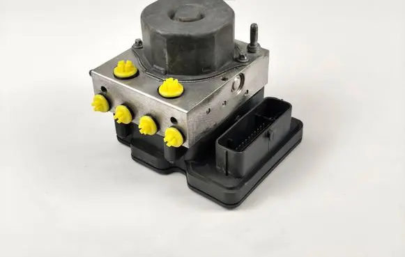 Suzuki Swift II ABS Pump 5611068LA2 0265243031 0265956013