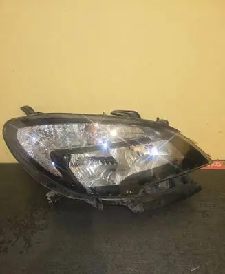 Opel Mokka Headlight/headlamp 42435930 01162016