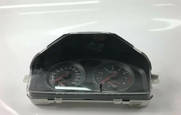 Volvo V50 Speedometer (instrument cluster) 30765308 S1181