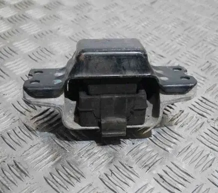 Volkswagen Touran I Engine mount bracket 1K0199555L