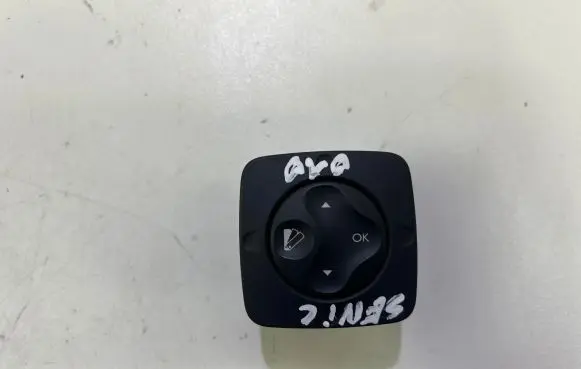 Renault Scenic III - Grand scenic III Wing mirror switch 283950001R