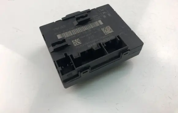 Volkswagen Golf VII Other control units/modules 5Q0959595E