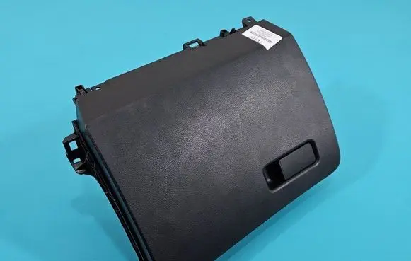 Infiniti Q30 Glove box IMPRK1470227