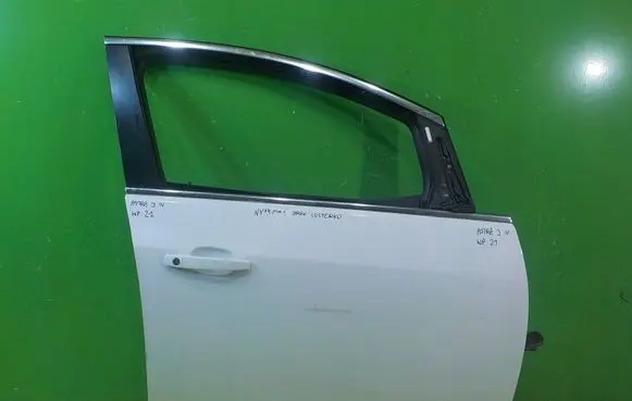 Opel Astra J Front door PRZOD PRAWE