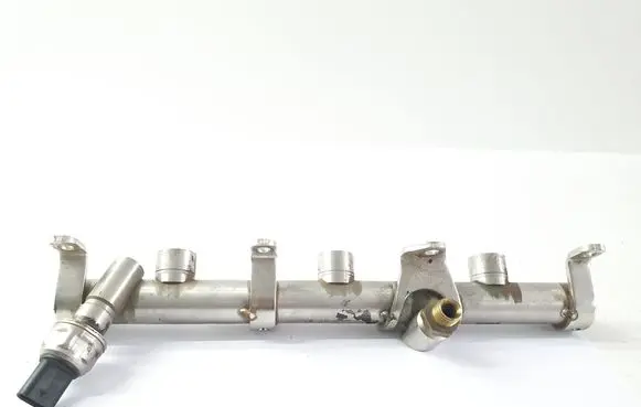 Fuel main line pipe
