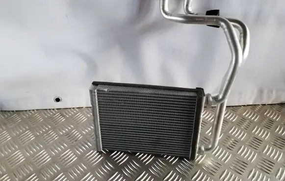 Nissan Juke I F15 Heater blower radiator