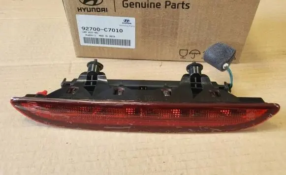 Hyundai i20 (GB IB) Third/center stoplight 92700C7010 NE66362