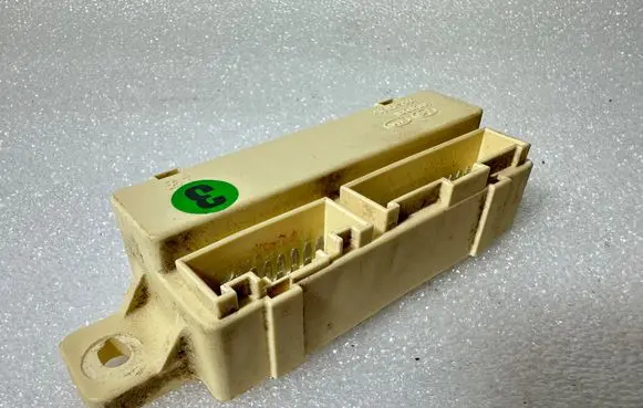 Hyundai i40 Door central lock control unit/module 919402H130 11335D AK61137