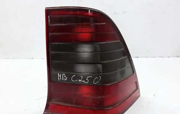 Mercedes-Benz C W202 Rear/tail lights 146524