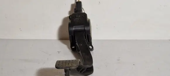 Citroen C4 Grand Picasso Accelerator throttle pedal F00C3E2434