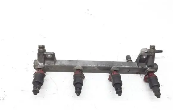 Opel Omega B2 Fuel main line pipe 90411551 90501588