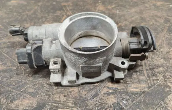 Chrysler Pacifica Throttle valve 04861570AD