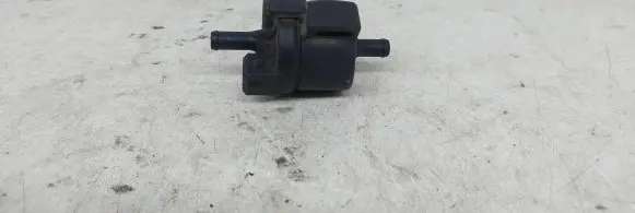 Volkswagen PASSAT B6 Valve vacuum 0581333459