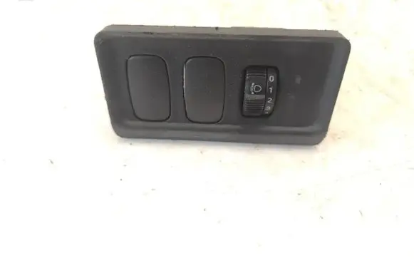 Mitsubishi Galant Headlight level height control switch MR270599