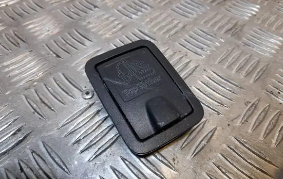 Audi A3 S3 8V ISOFIX cover 8V5863887P 8V5863887