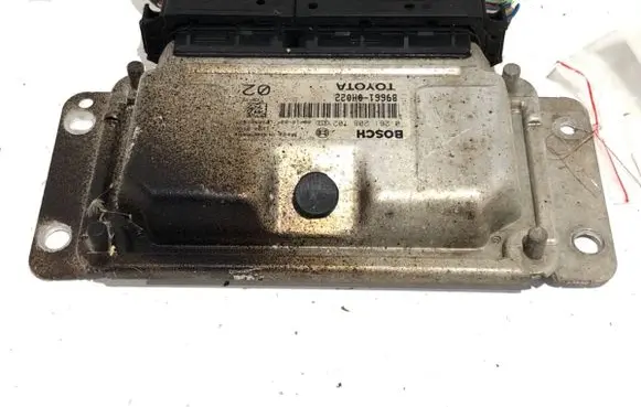 Peugeot 107 Engine control unit/module ECU 0261208702