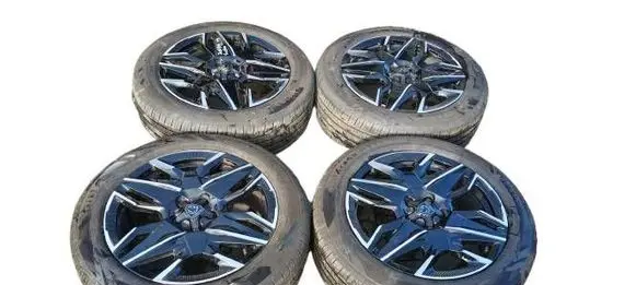 Peugeot 3008 III R19 alloy rim 9842668980