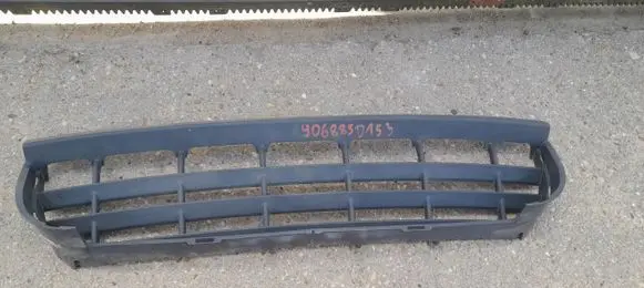 Volkswagen Crafter Front bumper lower grill 9068850153