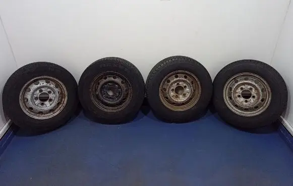 AC 428 R17 steel rim