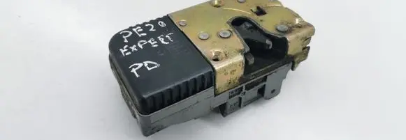 Peugeot Expert Front door lock