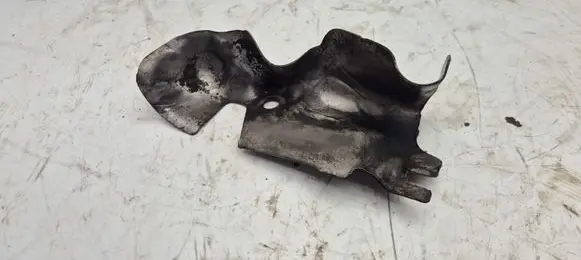Opel Combo D Heat shield in engine bay 5522372