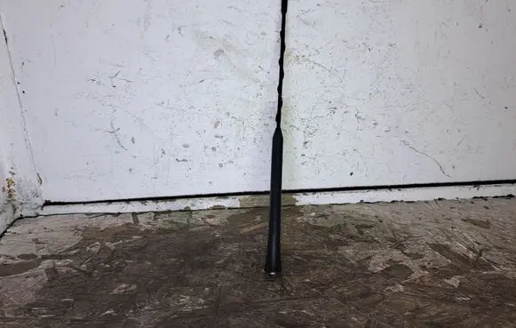 Opel Antara Radio antenna 