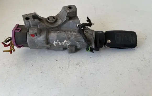 Volkswagen PASSAT B5 Ignition lock 4b0905851