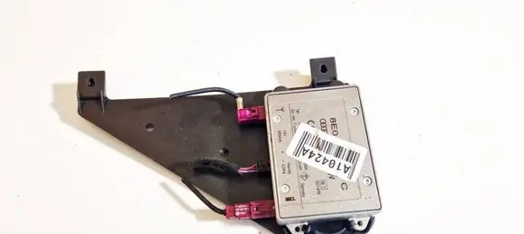 Audi A6 S6 C6 4F Antenna control unit 8e0035456c