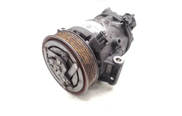 Alfa Romeo Giulietta Air conditioning (A/C) compressor (pump) 50509535
