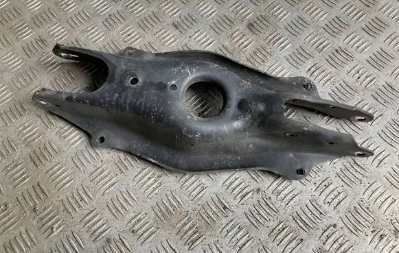 Mercedes-Benz C AMG W205 Rear upper control arm/wishbone A2053522000