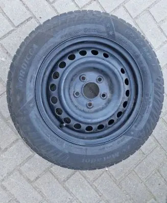Hyundai i30 R15 spare wheel 4595 KBA437377