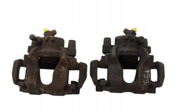 Renault Clio IV Front brake caliper