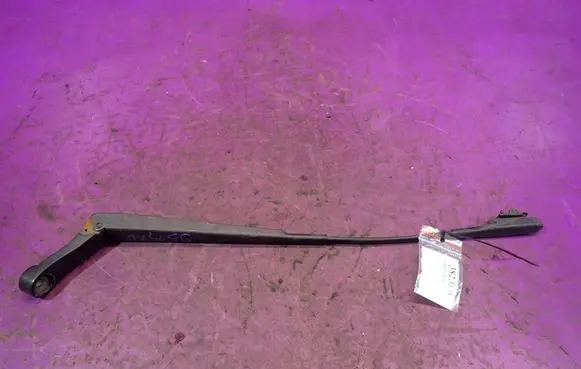 Opel Zafira B Front wiper blade arm