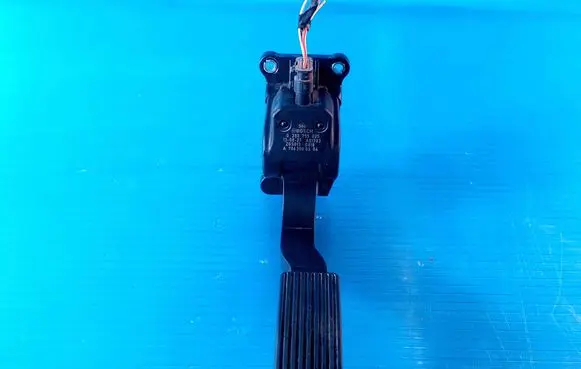 Volkswagen Crafter Accelerator throttle pedal A9063000304
